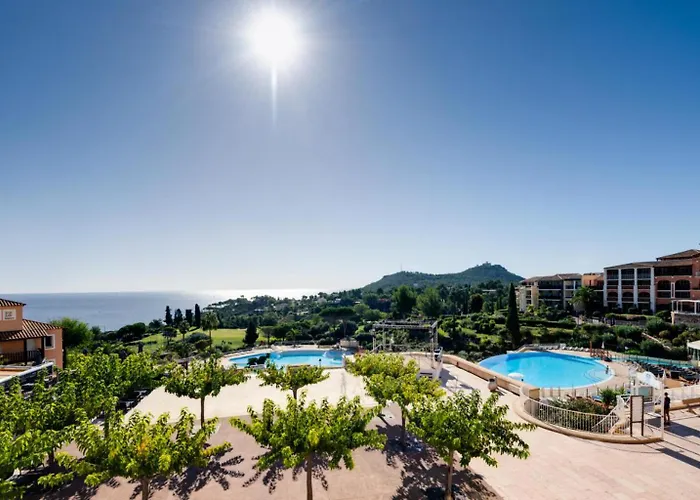 Apartment Le Village De Cap Esterel - Maeva - 4 Personnes - Confort Mae-2362 *